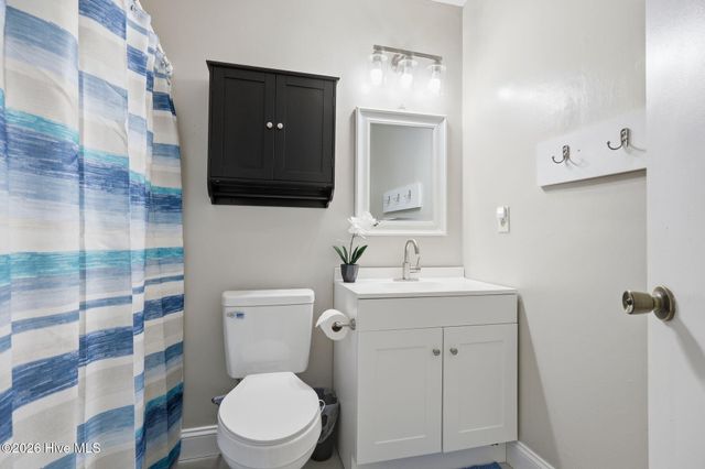 1704 Farmgate Road, Kinston, NC 28504