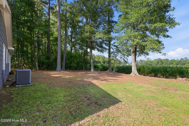 1704 Farmgate Road, Kinston, NC 28504