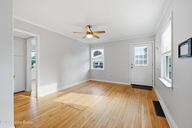 148 Eastview Cir, Shelbyville, KY 40065