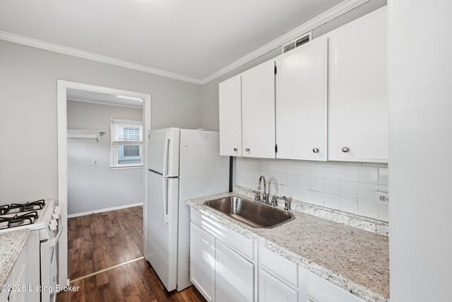 148 Eastview Cir, Shelbyville, KY 40065