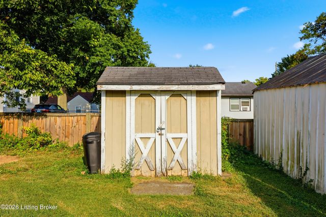 148 Eastview Cir, Shelbyville, KY 40065