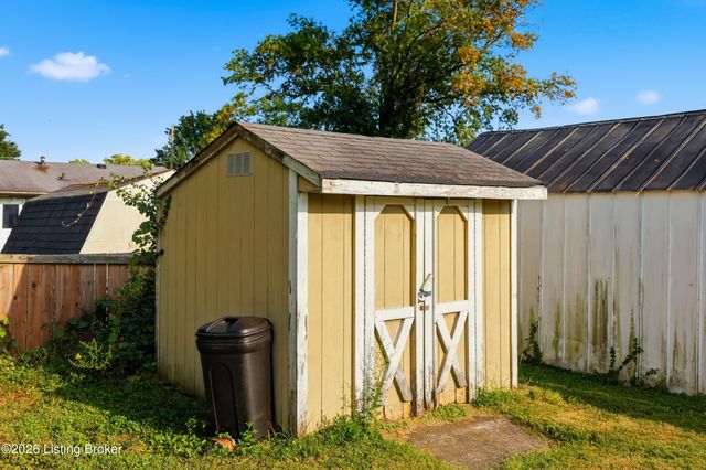 148 Eastview Cir, Shelbyville, KY 40065
