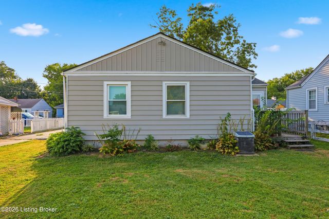 148 Eastview Cir, Shelbyville, KY 40065