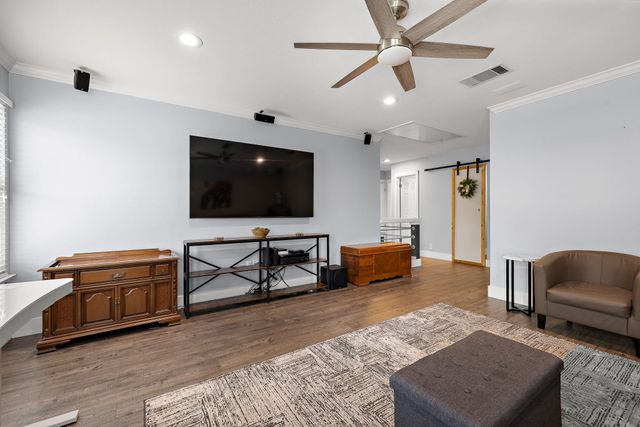 105 Bluejack PL, Cedar Park, TX 78613