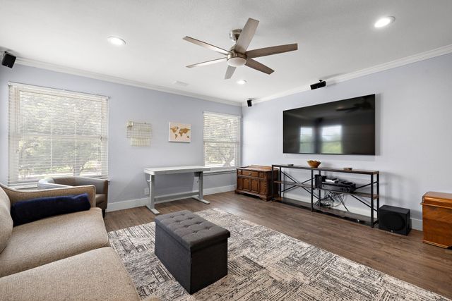 105 Bluejack PL, Cedar Park, TX 78613