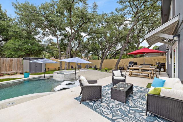 105 Bluejack PL, Cedar Park, TX 78613