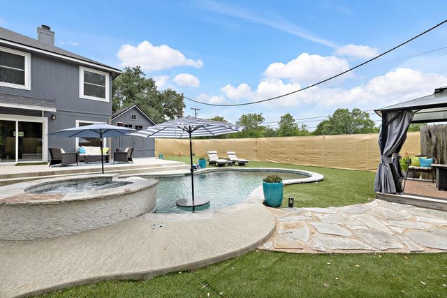 105 Bluejack PL, Cedar Park, TX 78613