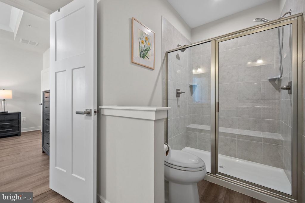 Image 25 of property listing at 7304 ISABELLA RD, Laurel, MD 20723