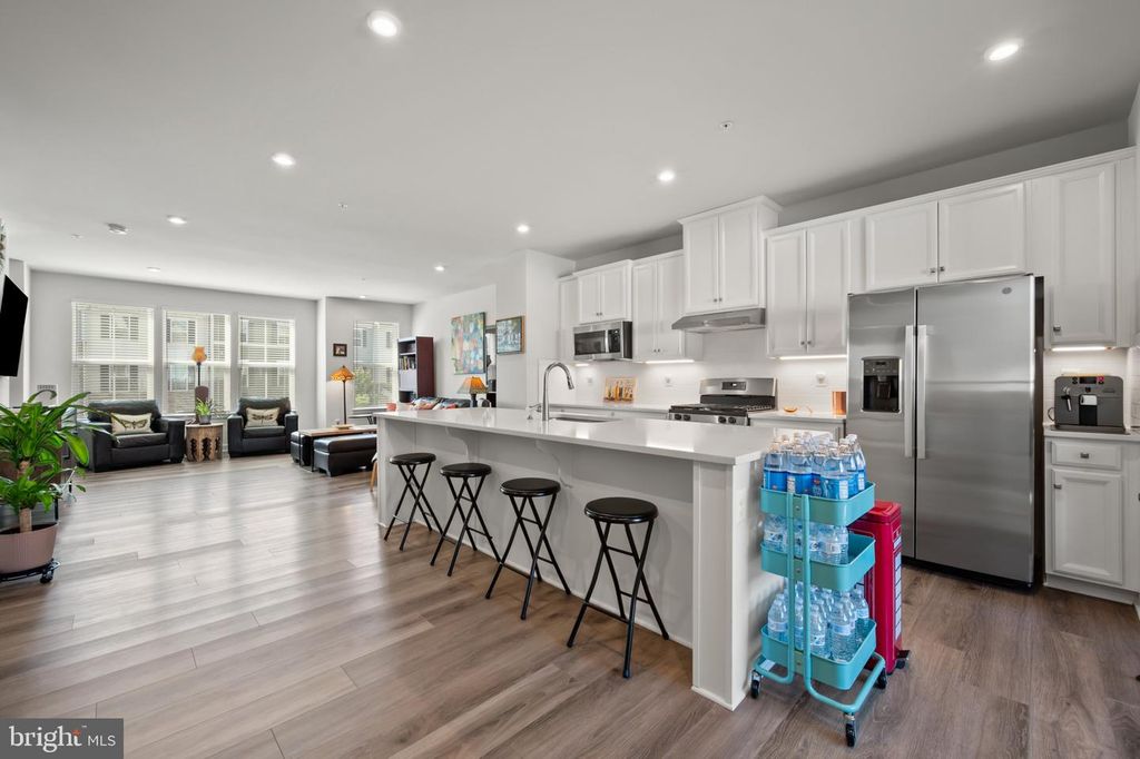 Image 3 of property listing at 7304 ISABELLA RD, Laurel, MD 20723