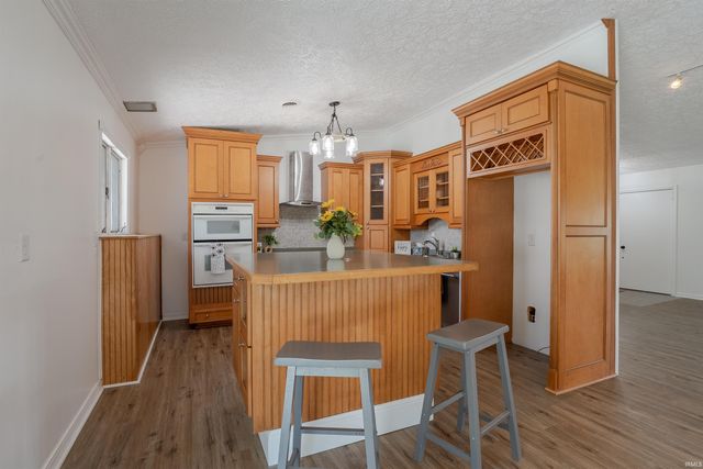 2444 Metzger Road, Boonville, IN 47601