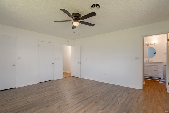 2444 Metzger Road, Boonville, IN 47601