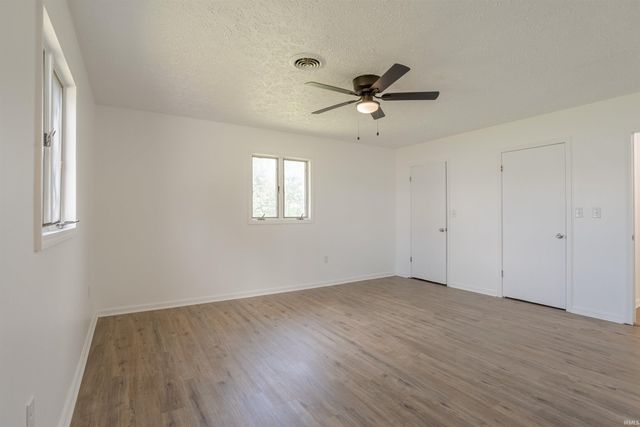 2444 Metzger Road, Boonville, IN 47601