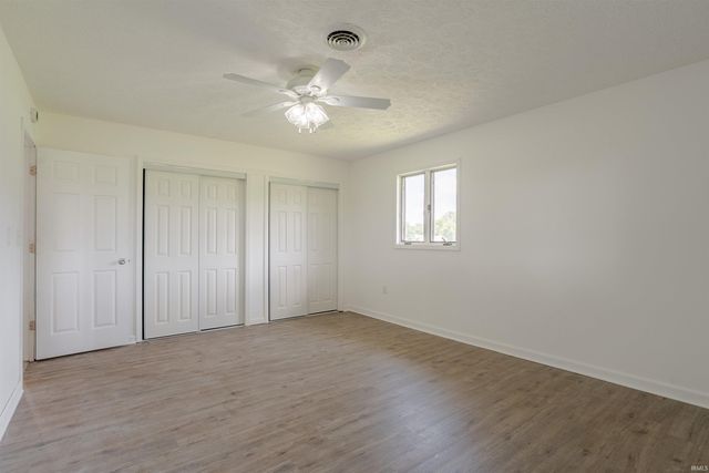 2444 Metzger Road, Boonville, IN 47601