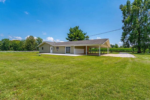 2444 Metzger Road, Boonville, IN 47601