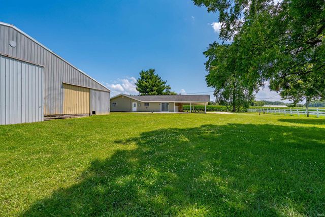 2444 Metzger Road, Boonville, IN 47601