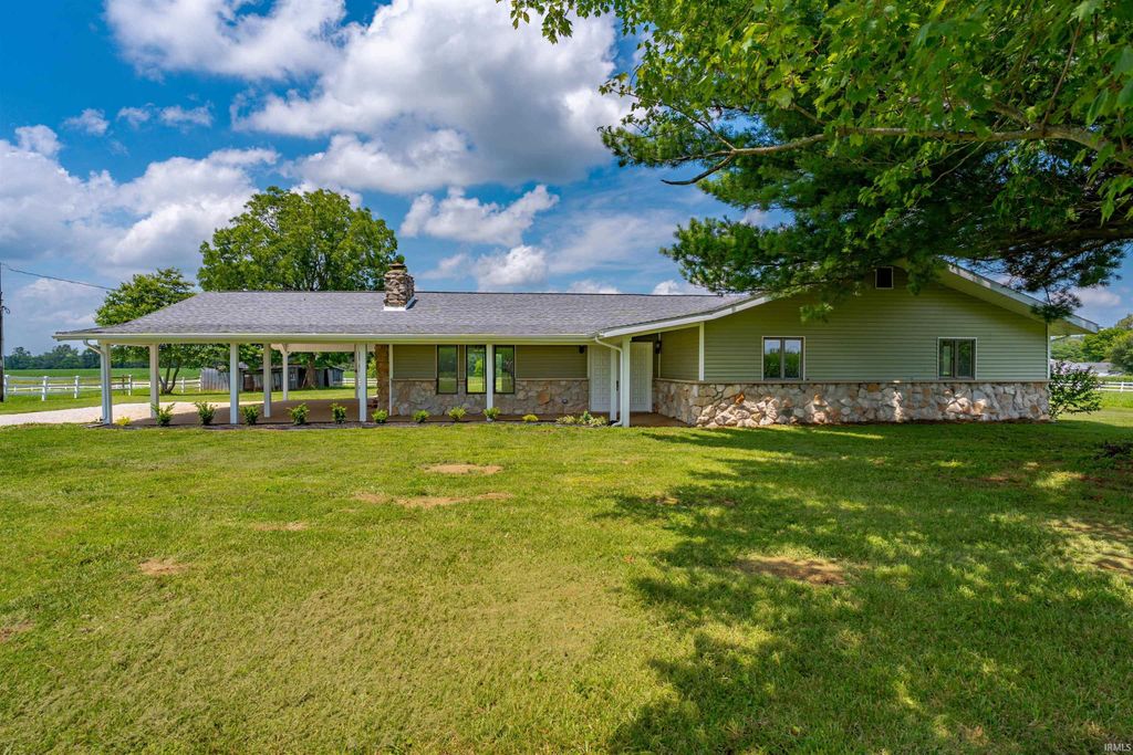 2444 Metzger Road, Boonville, IN 47601