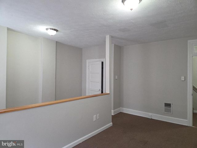 141 S MULBERRY ST, Hagerstown, MD 21740