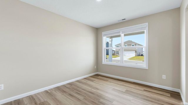 1362 Stuckey Pointe Pass, Fort Wayne, IN 46818