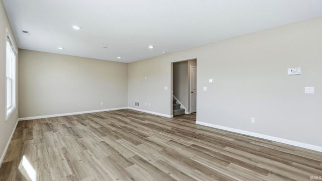 1362 Stuckey Pointe Pass, Fort Wayne, IN 46818