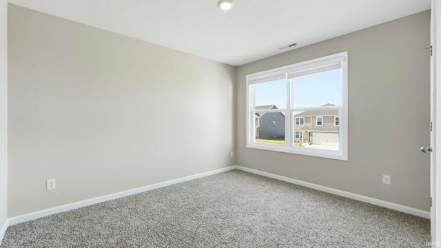 1362 Stuckey Pointe Pass, Fort Wayne, IN 46818