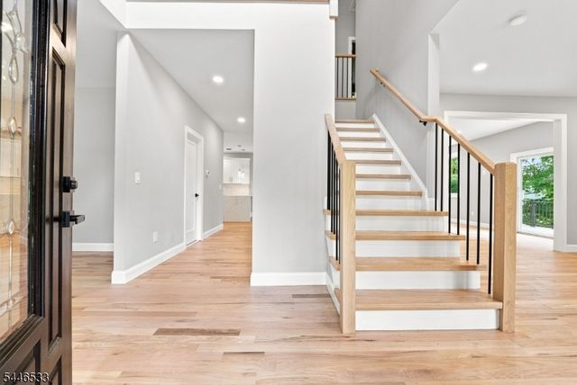 12 Jones Dr, Morris Twp., NJ 07960