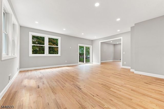 12 Jones Dr, Morris Twp., NJ 07960