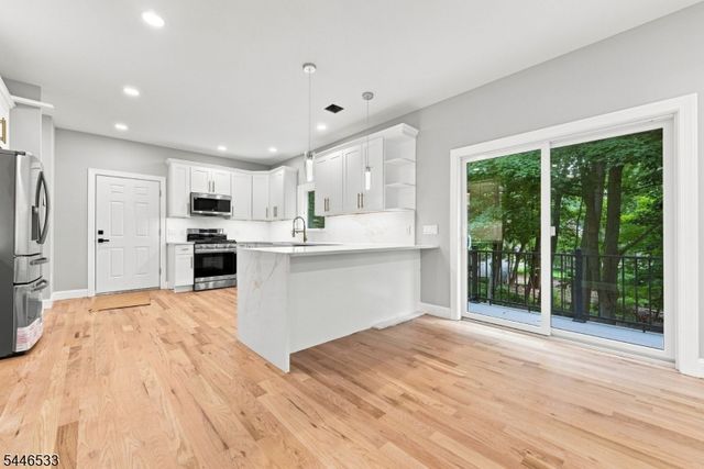 12 Jones Dr, Morris Twp., NJ 07960