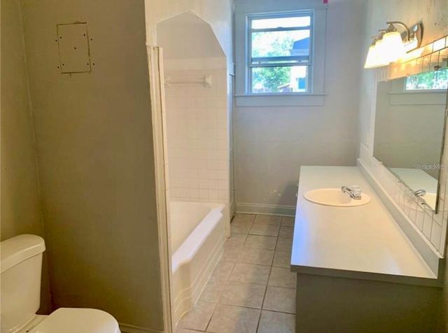 1212 E 25TH AVENUE, Tampa, FL 33605