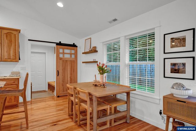 37502 Agate Dr, Lebanon, OR 97355