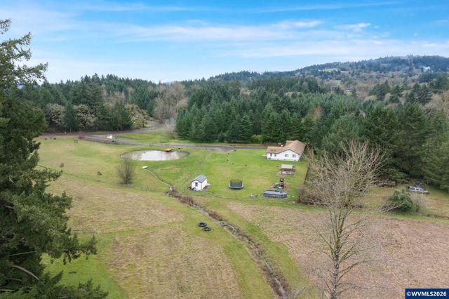 37502 Agate Dr, Lebanon, OR 97355