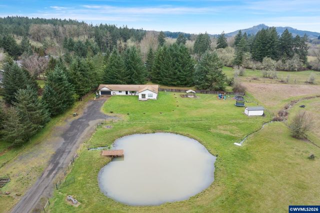 37502 Agate Dr, Lebanon, OR 97355