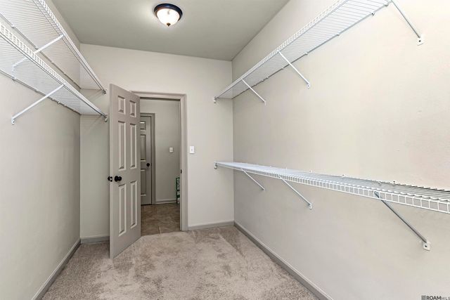 633 Fall Creek Dr, Baton Rouge, LA 70810