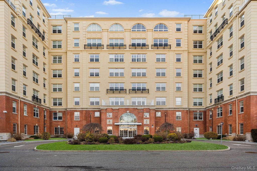 10 Byron Place 615, Larchmont, NY 10538