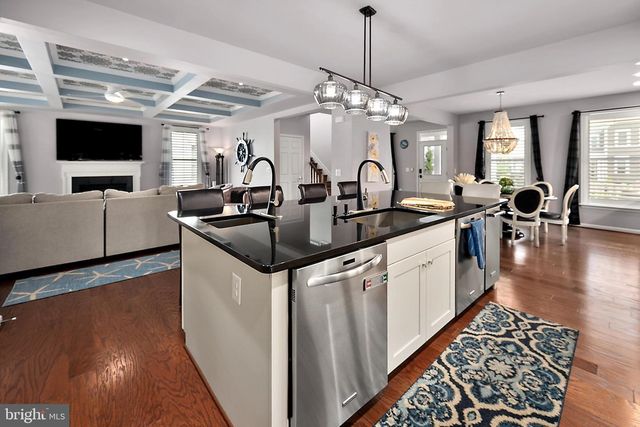 10001 FLOTILLA LN, Berlin, MD 21811