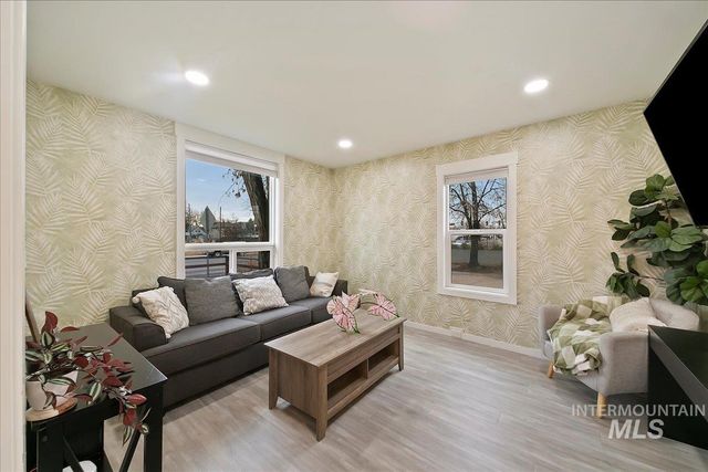 515 S 15th St, Boise, ID 83702