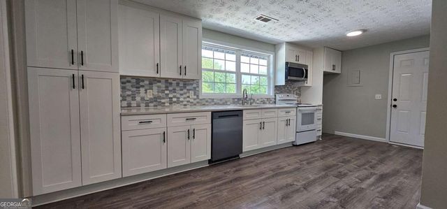 4316 Tanners Mill Road, Braselton, GA 30517