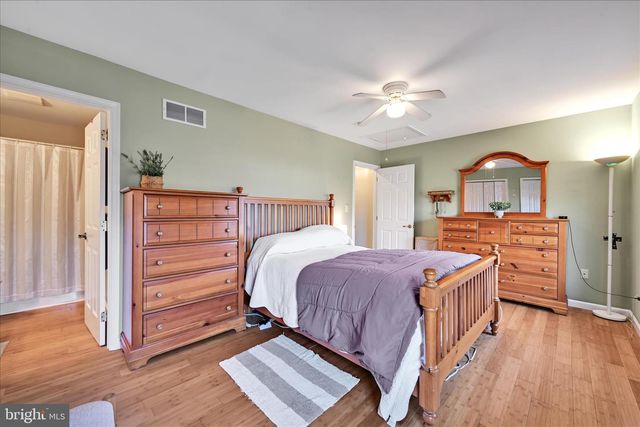 429 INDIAN ROCK CIR, Elizabethtown, PA 17022