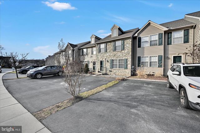 429 INDIAN ROCK CIR, Elizabethtown, PA 17022