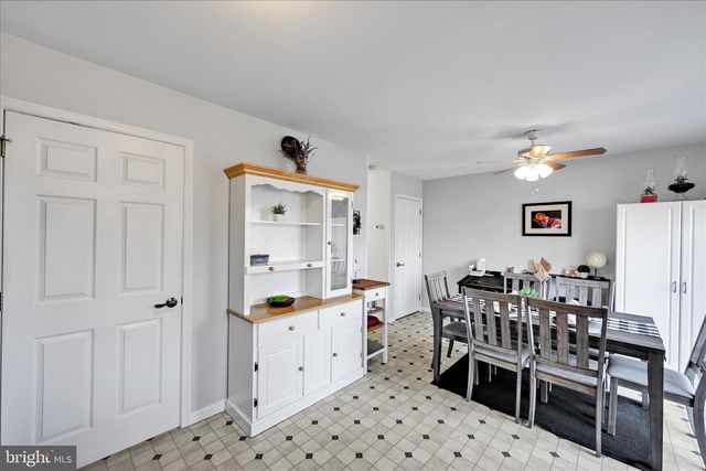 429 INDIAN ROCK CIR, Elizabethtown, PA 17022