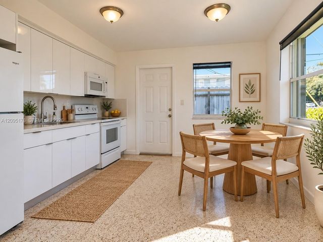 7358 SW 23rd Street 1, Miami, FL 33155