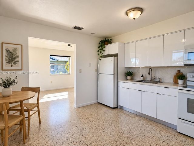 7358 SW 23rd Street 1, Miami, FL 33155