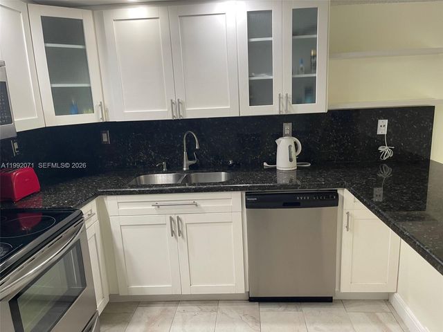 8810 SW 132nd Pl 409DN, Miami, FL 33186