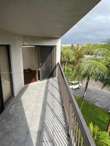 8810 SW 132nd Pl 409DN, Miami, FL 33186