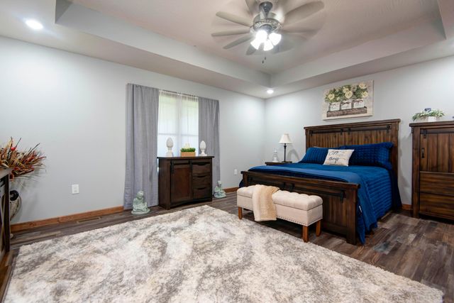 183 Sunshine Avenue, Cabool, MO 65689