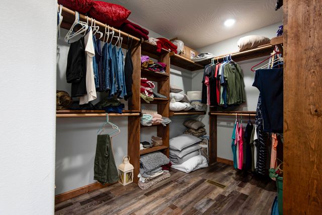 183 Sunshine Avenue, Cabool, MO 65689