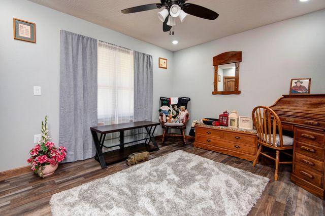 183 Sunshine Avenue, Cabool, MO 65689