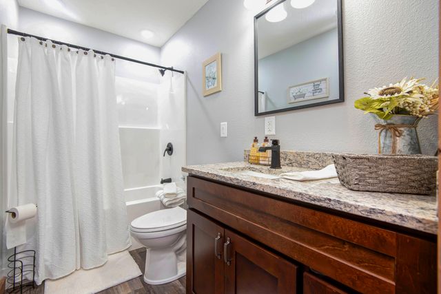 183 Sunshine Avenue, Cabool, MO 65689