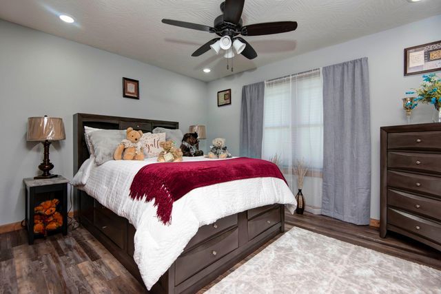 183 Sunshine Avenue, Cabool, MO 65689