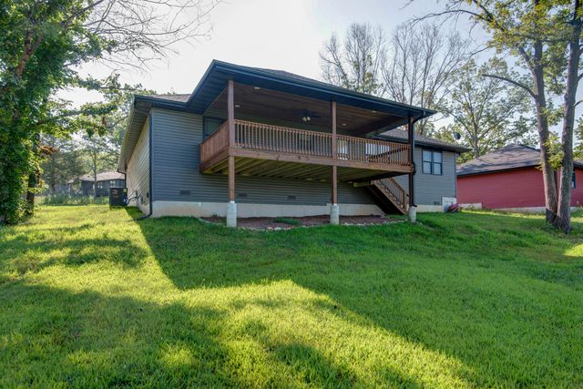 183 Sunshine Avenue, Cabool, MO 65689