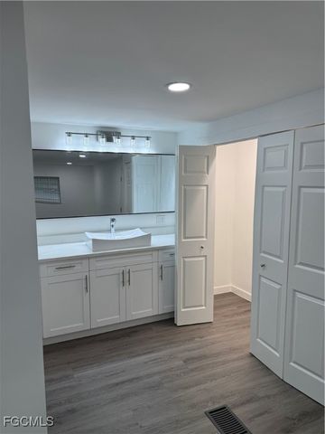 14657 Paul Revere LOOP, North Fort Myers, FL 33917